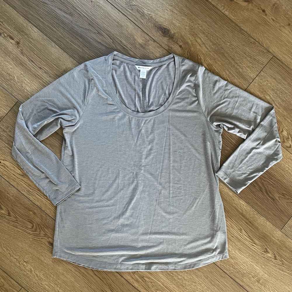 Athleta Stratus Top - Size Large
